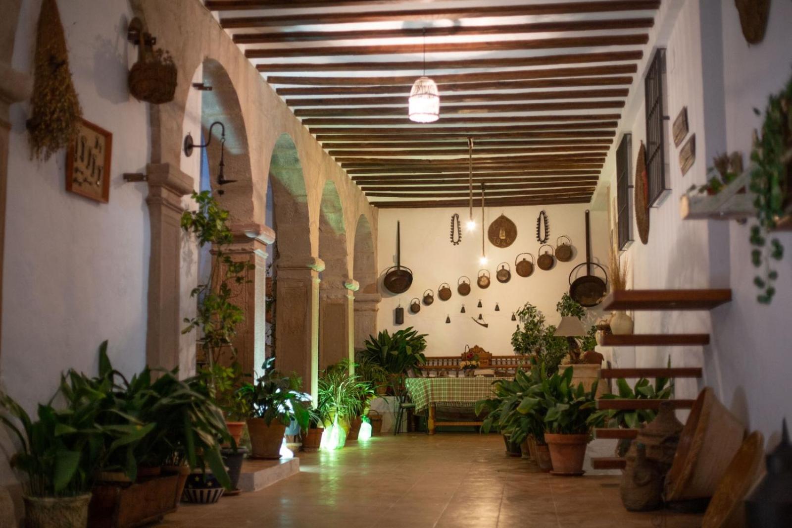 Claustro De Clarisas * Villanueva De Los Infantes